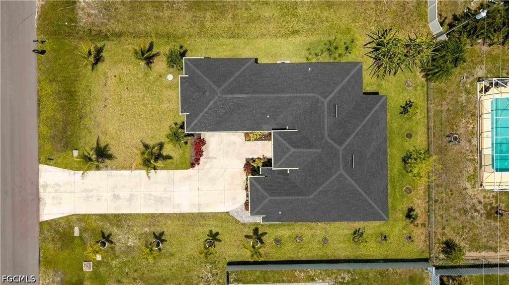 2701 NW 11th Street Cape Coral FL 33993