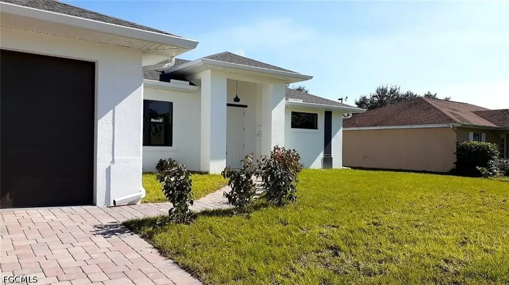 1201 NE 18th Place Cape Coral FL 33909