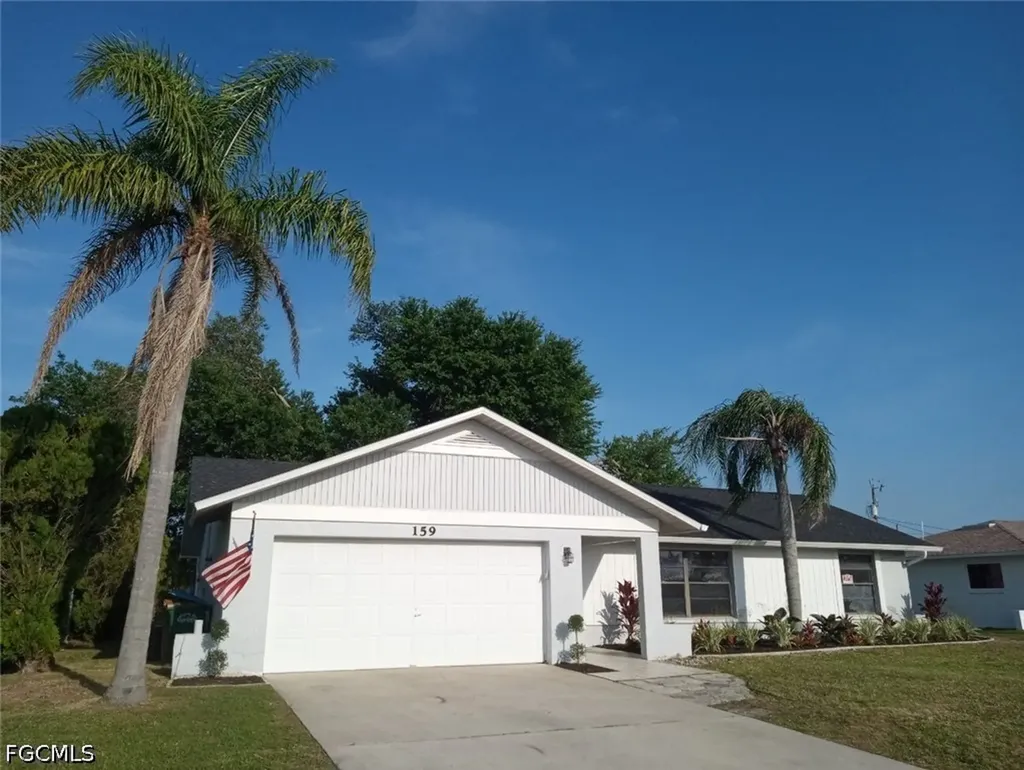 159 SE Santa Barbara Place Cape Coral FL 33990