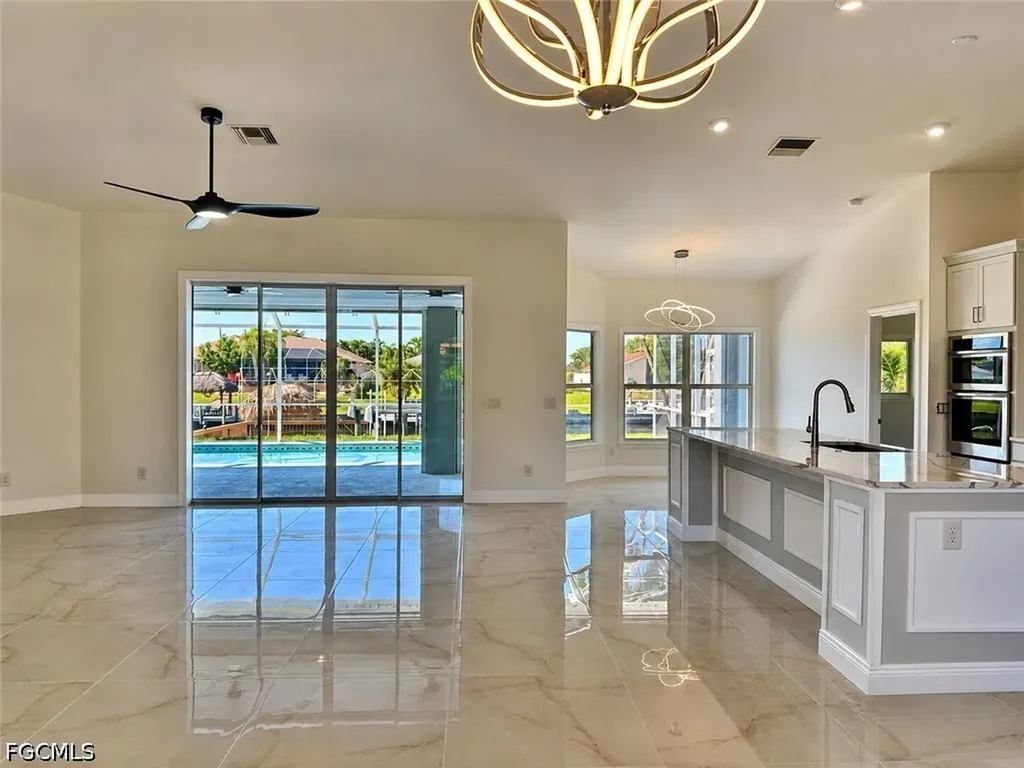 1118 SE 16th Terrace Cape Coral FL 33990