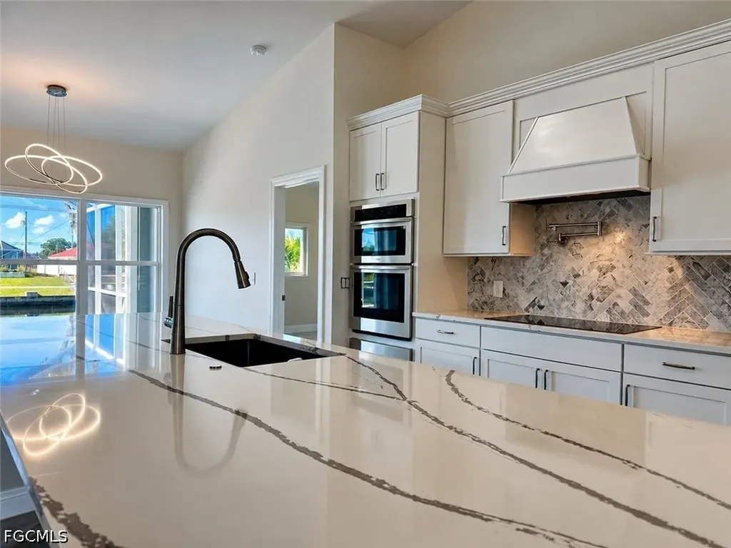 1118 SE 16th Terrace Cape Coral FL 33990