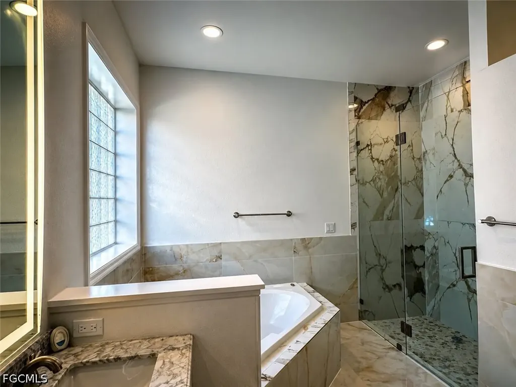 1118 SE 16th Terrace Cape Coral FL 33990