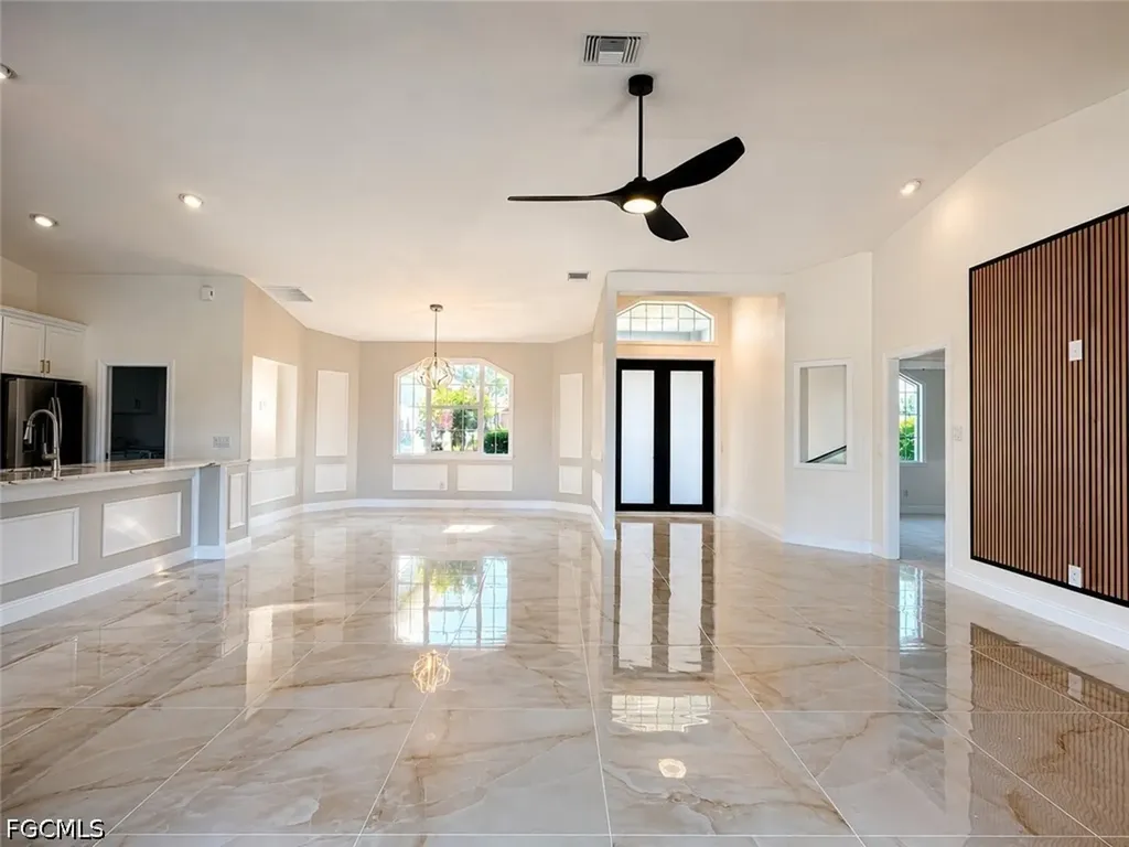 1118 SE 16th Terrace Cape Coral FL 33990