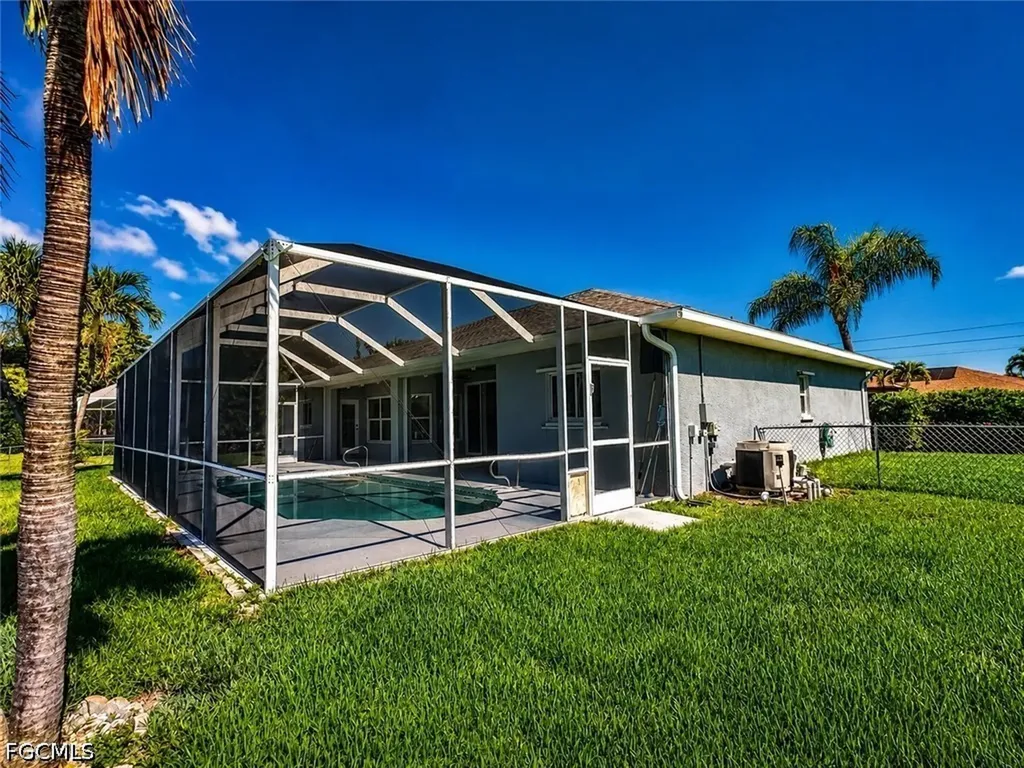 1118 SE 16th Terrace Cape Coral FL 33990