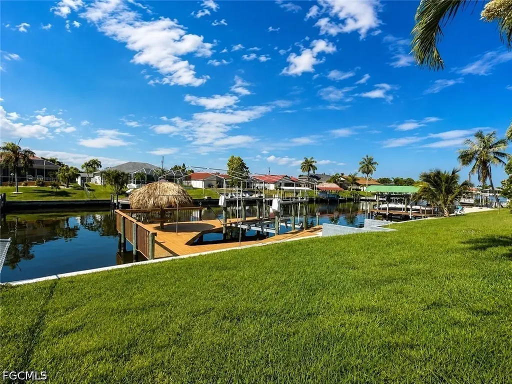 1118 SE 16th Terrace Cape Coral FL 33990