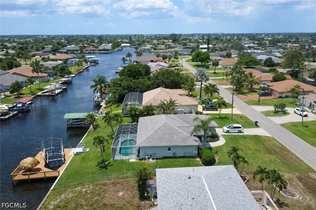 1118 SE 16th Terrace Cape Coral FL 33990