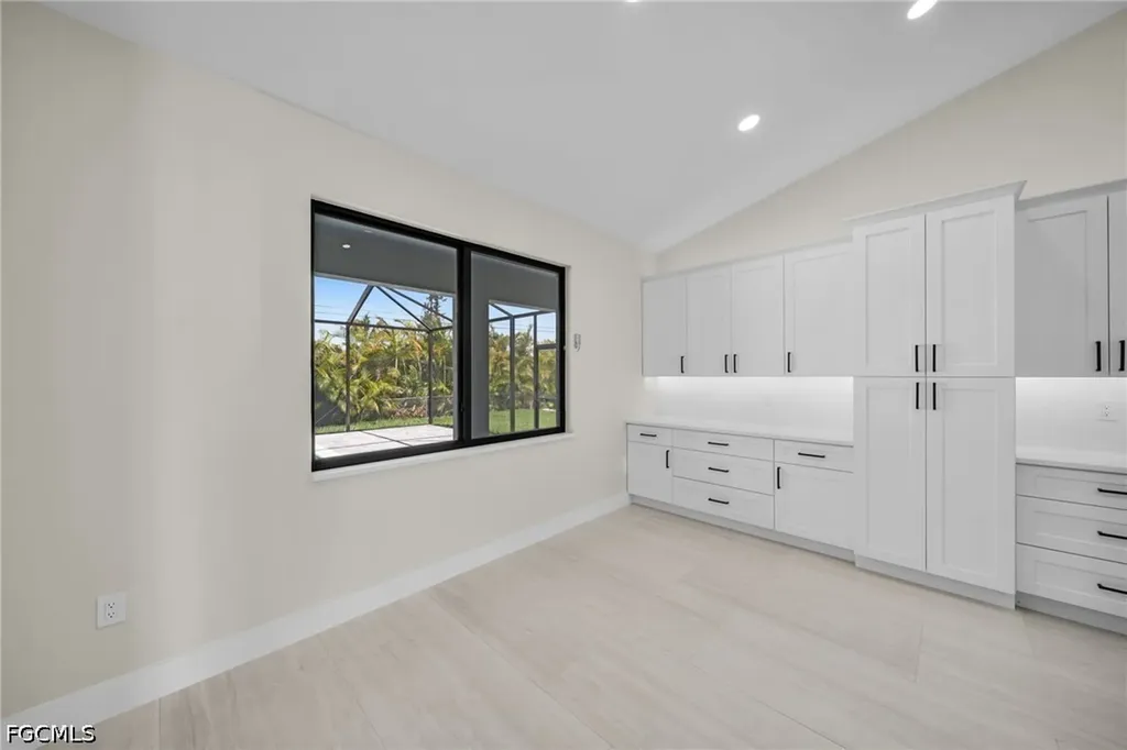 3532 Country Club Boulevard Cape Coral FL 33904
