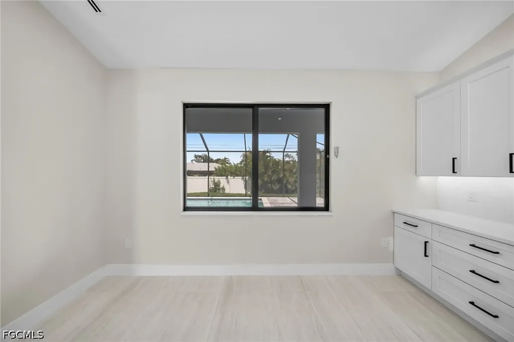 3532 Country Club Boulevard Cape Coral FL 33904