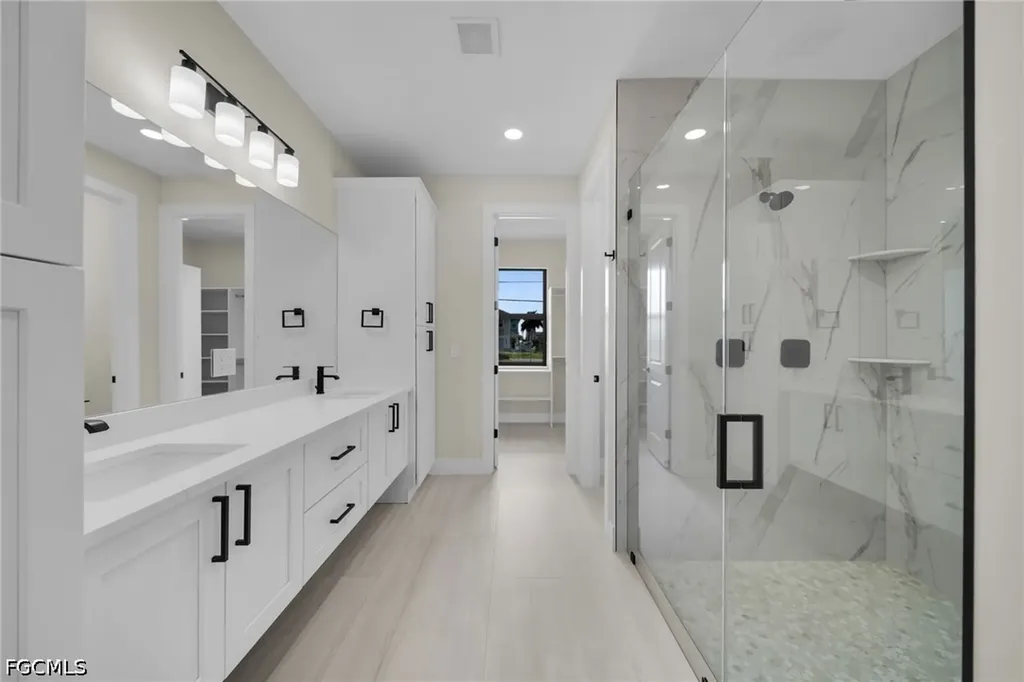 3532 Country Club Boulevard Cape Coral FL 33904