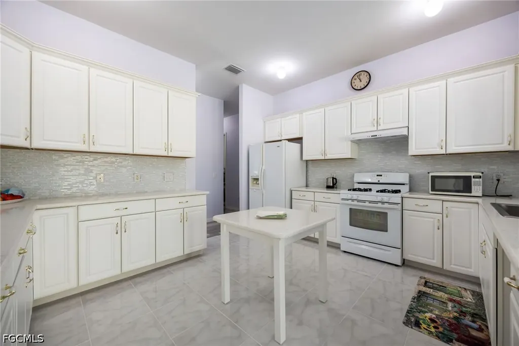 1083 Pollywog Drive Labelle FL 33935