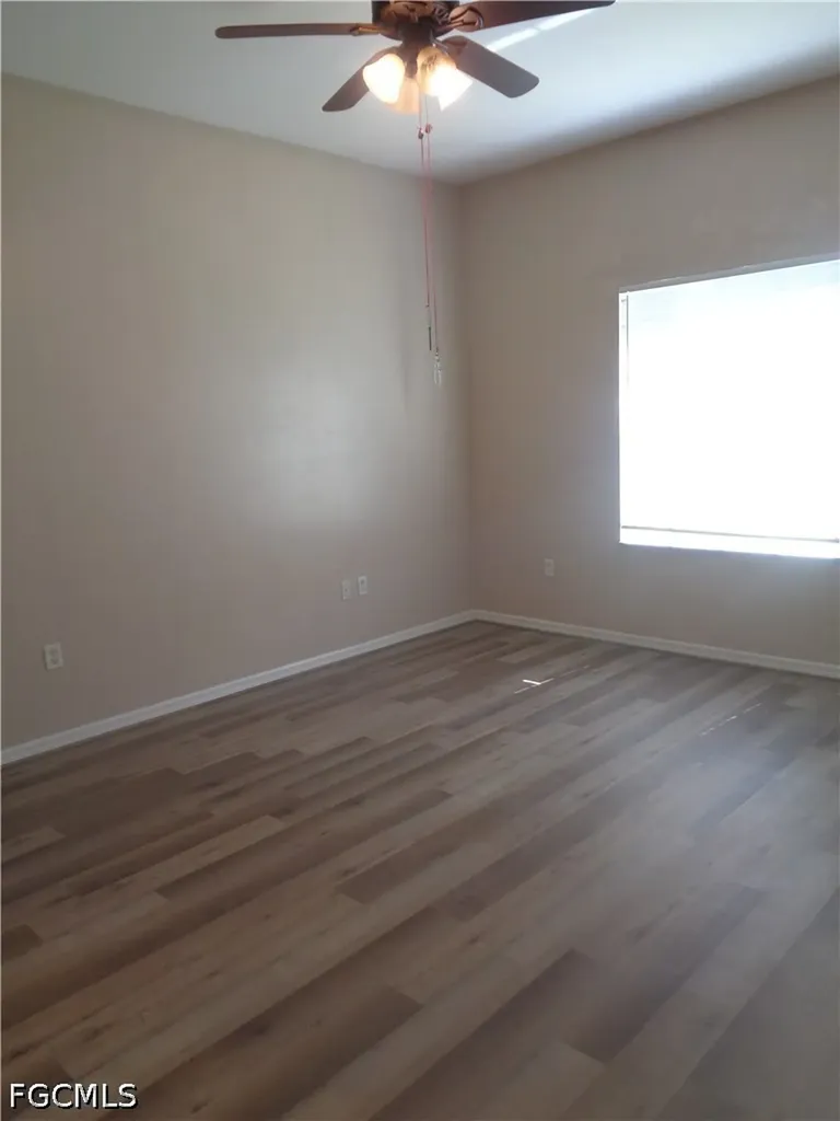 2463 Nature Pointe Loop Fort Myers FL 33905