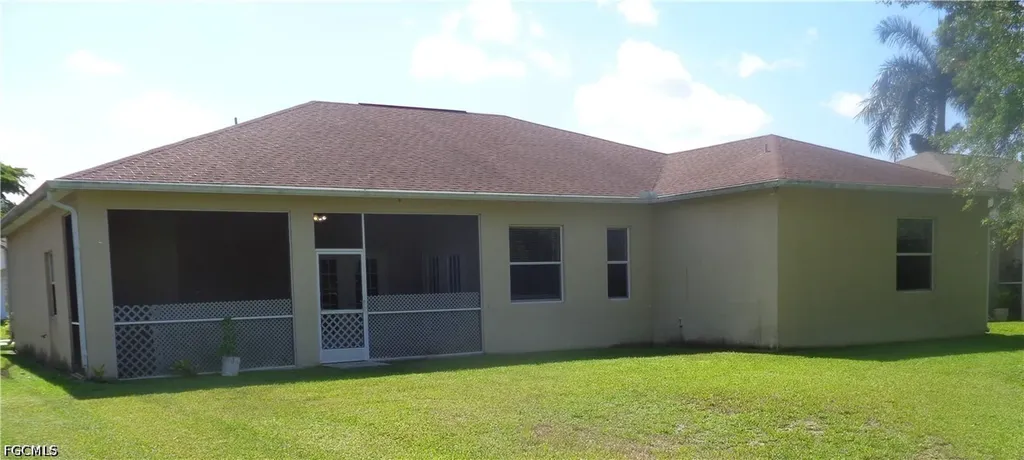 2463 Nature Pointe Loop Fort Myers FL 33905