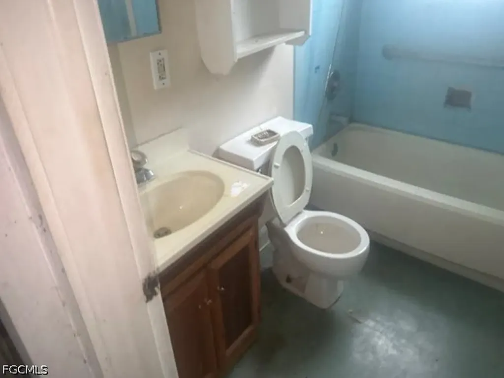 333 Bellair Road Fort Myers FL 33905