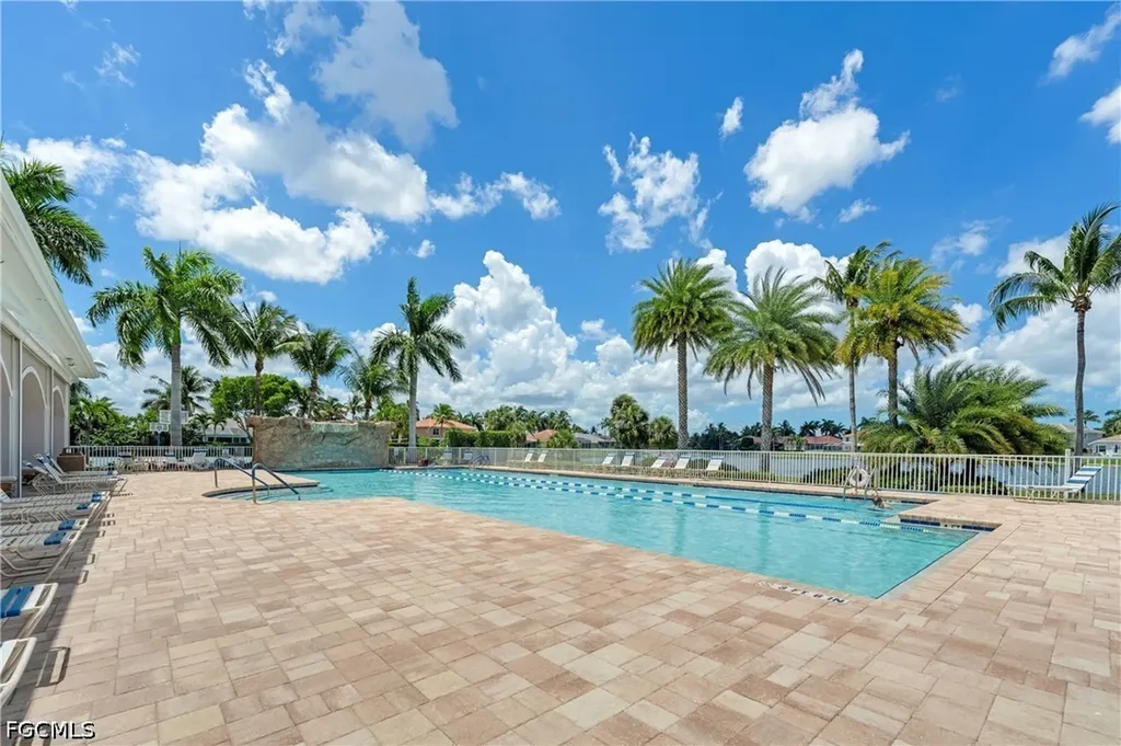 7863 Lake Sawgrass Loop Fort Myers FL 33907