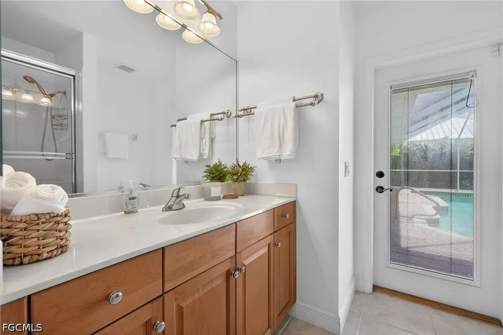 12593 Coconut Creek Court Fort Myers FL 33908