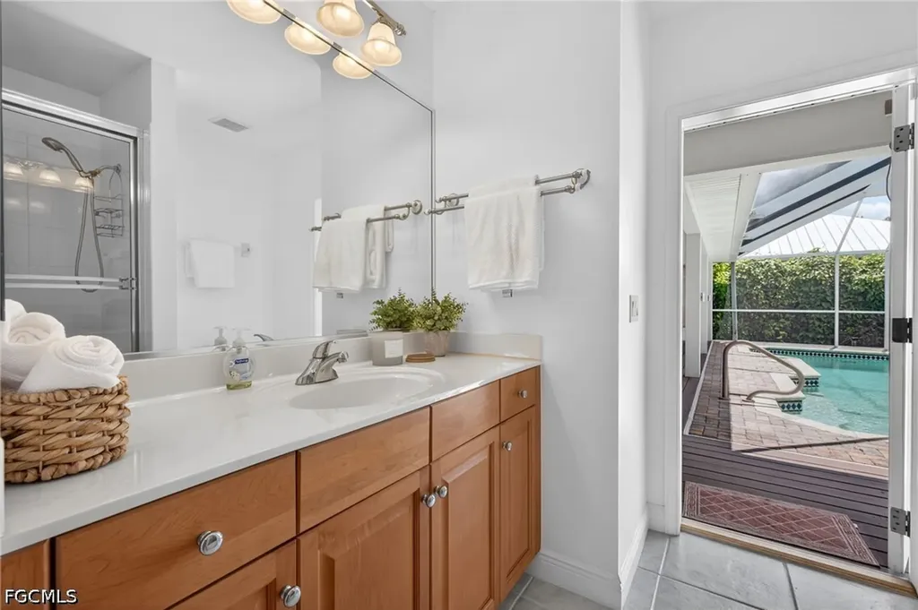 12593 Coconut Creek Court Fort Myers FL 33908