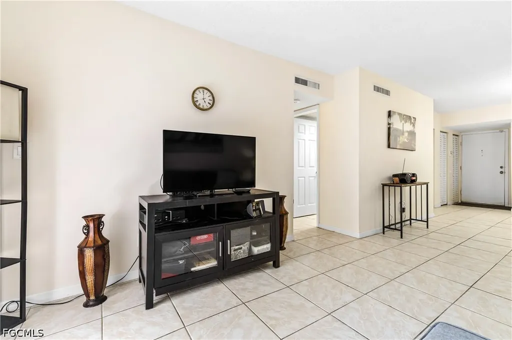 12501 Mcgregor Boulevard Fort Myers FL 33919