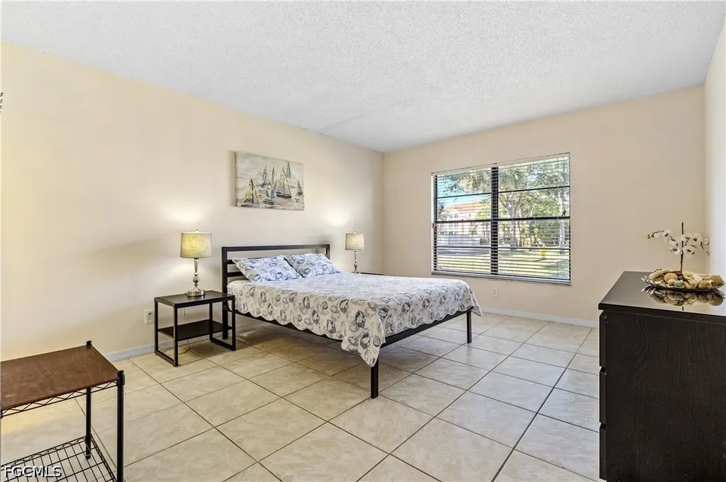 12501 Mcgregor Boulevard Fort Myers FL 33919