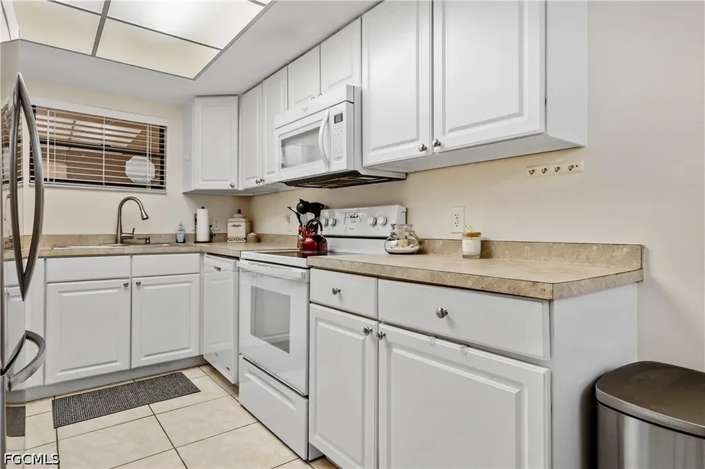 12501 Mcgregor Boulevard Fort Myers FL 33919