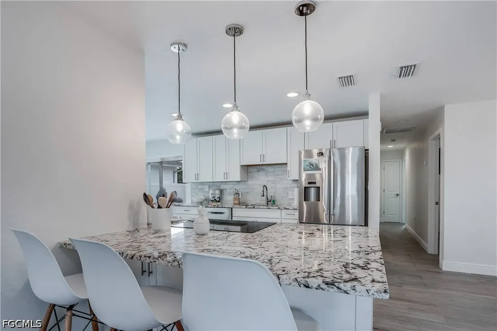 718 103rd Avenue N Naples FL 34108