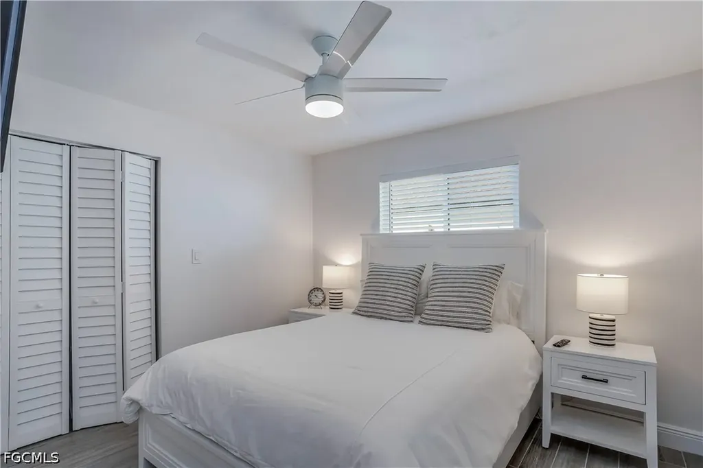 718 103rd Avenue N Naples FL 34108
