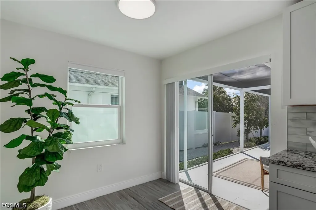 718 103rd Avenue N Naples FL 34108