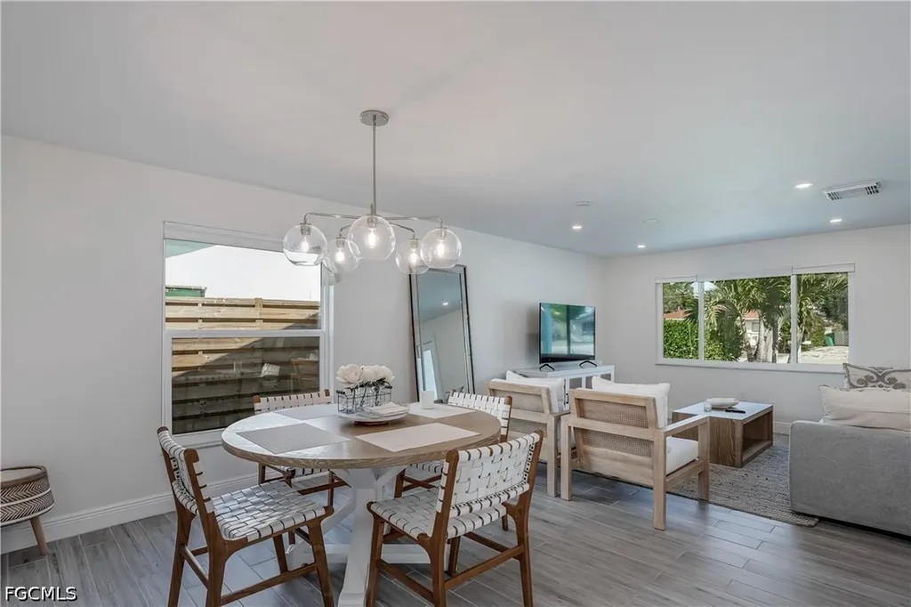 718 103rd Avenue N Naples FL 34108