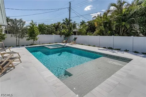 718 103RD Avenue N Naples FL 34108
