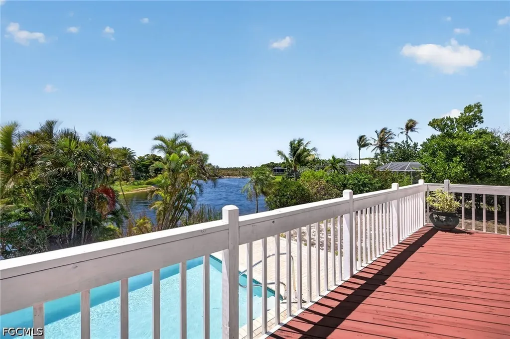713 Durion Court Sanibel FL 33957
