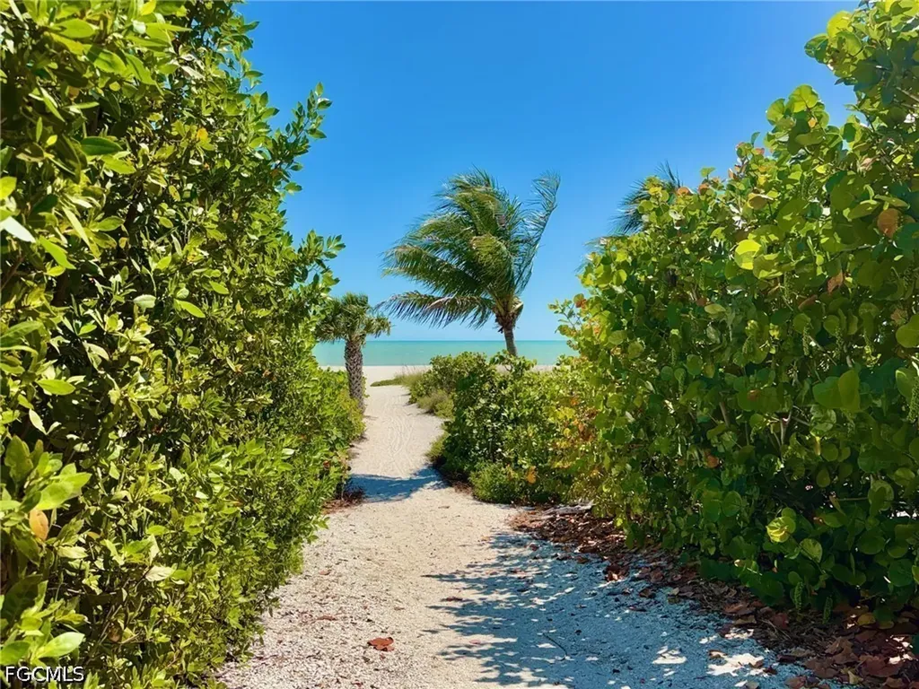 713 Durion Court Sanibel FL 33957