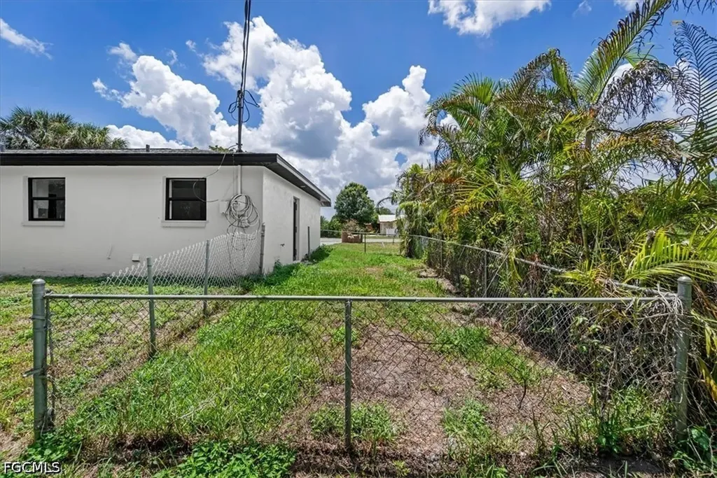 14114 Caribbean Boulevard Fort Myers FL 33905