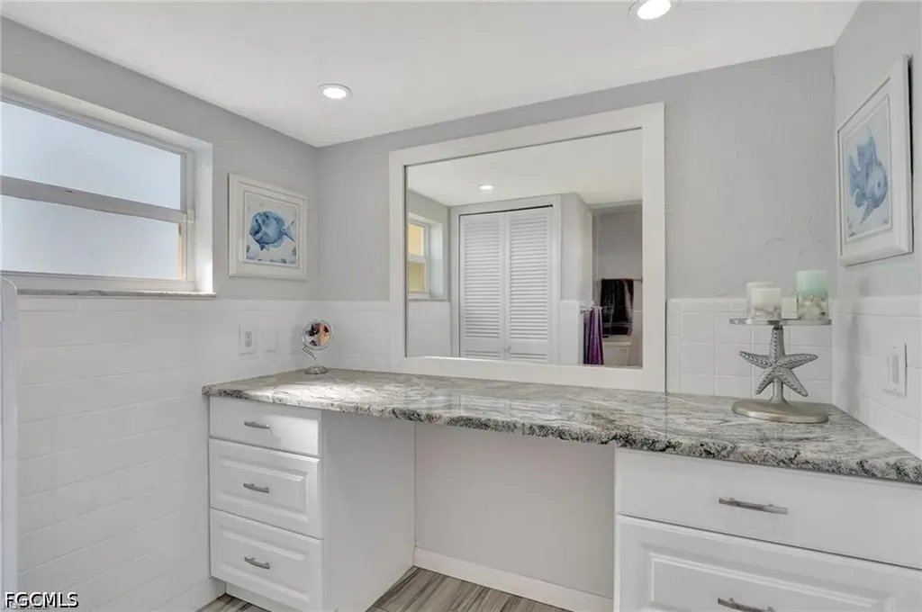 250 Bangsberg Road SE Port Charlotte FL 33952