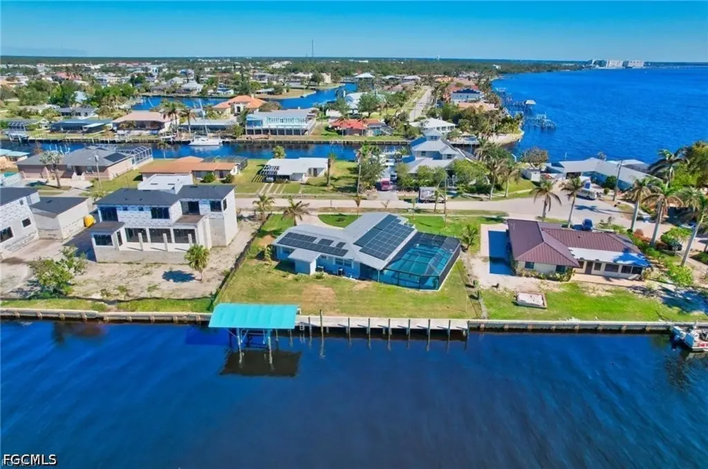 250 Bangsberg Road SE Port Charlotte FL 33952
