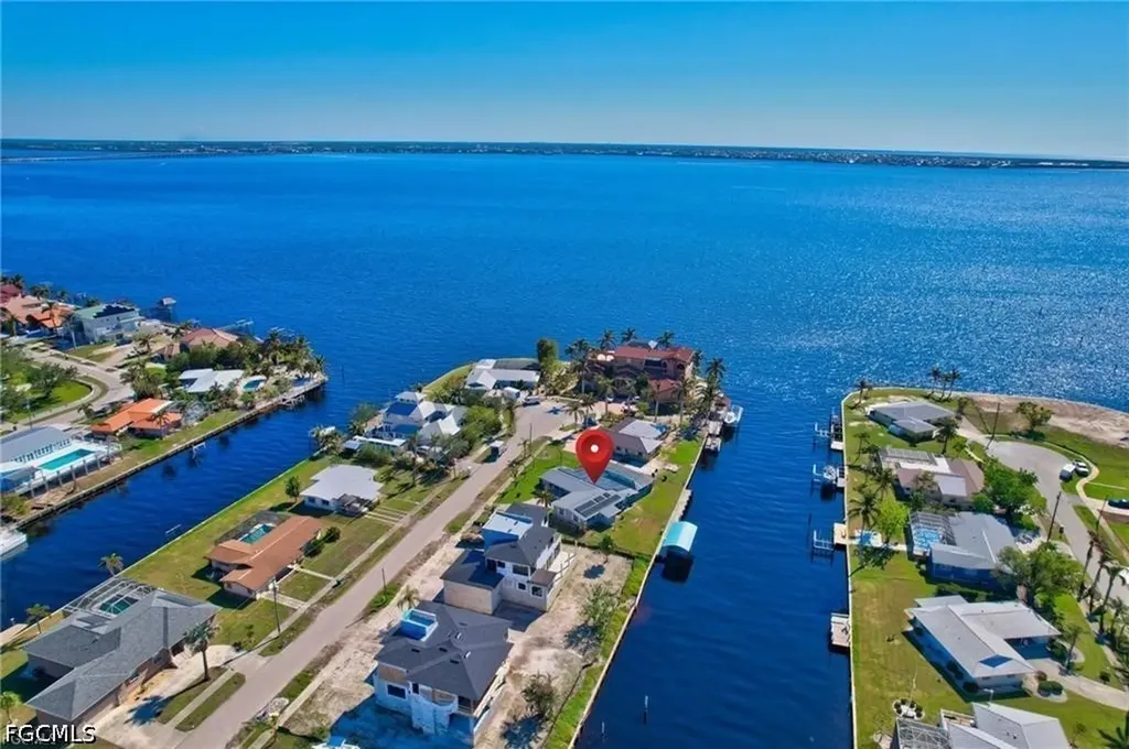 250 Bangsberg Road SE Port Charlotte FL 33952