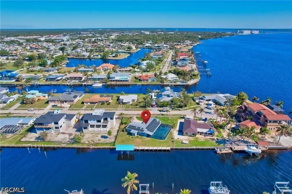 250 Bangsberg Road SE Port Charlotte FL 33952