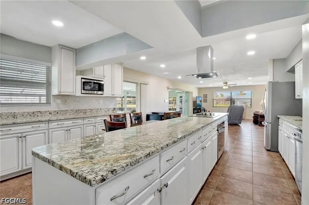 250 Bangsberg Road SE Port Charlotte FL 33952