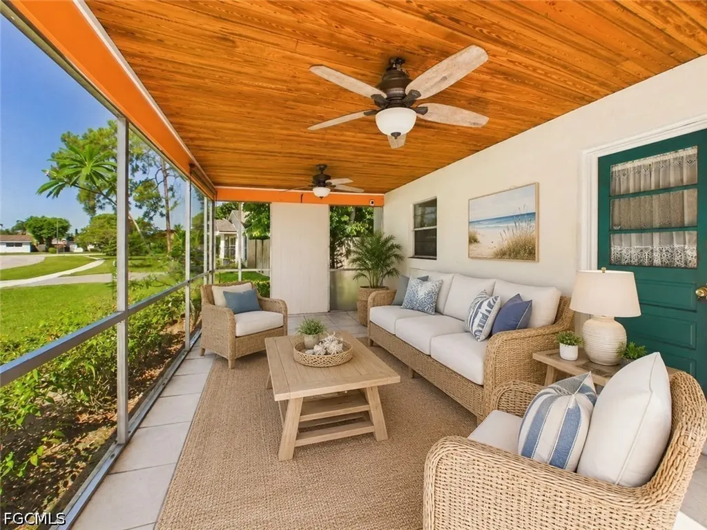 3067 Buena Vista Lane Naples FL 34105
