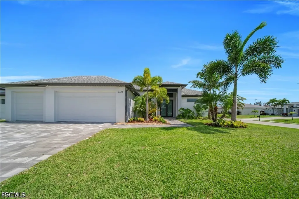 2728 SW 4th Lane Cape Coral FL 33991