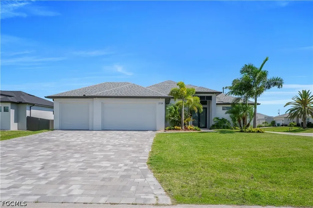 2728 SW 4th Lane Cape Coral FL 33991
