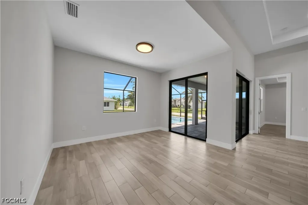 2728 SW 4th Lane Cape Coral FL 33991
