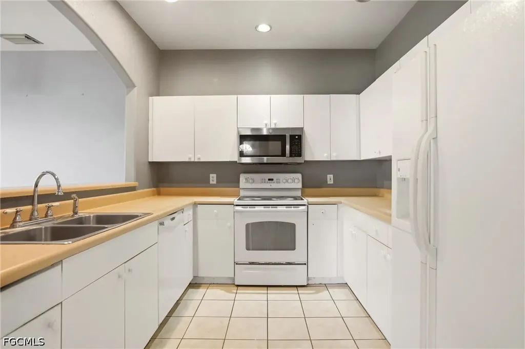 2433 George Avenue S Lehigh Acres FL 33973