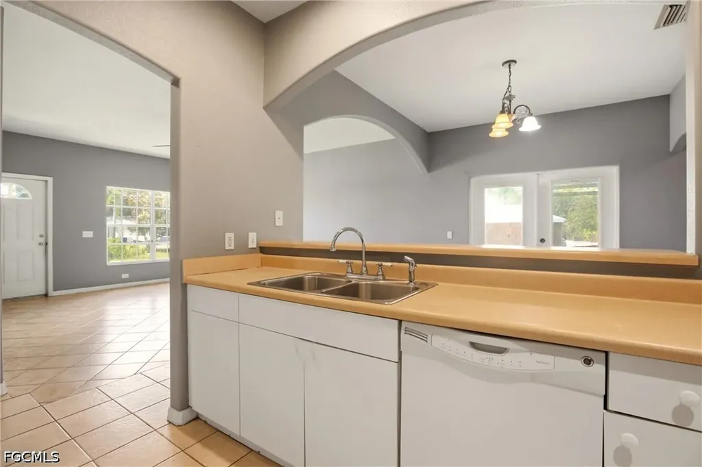 2433 George Avenue S Lehigh Acres FL 33973