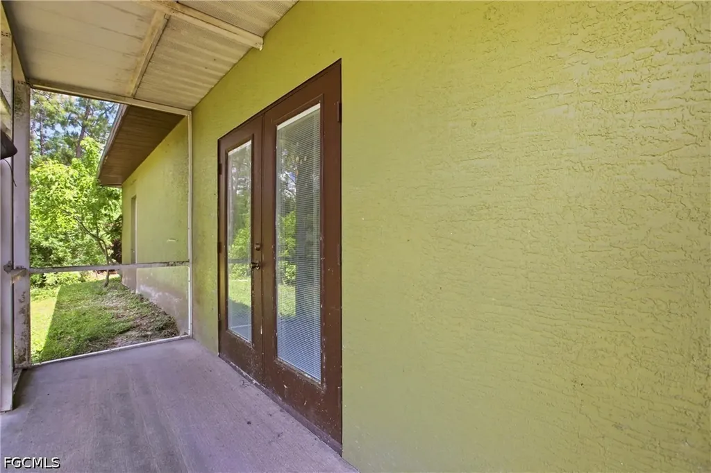 2433 George Avenue S Lehigh Acres FL 33973