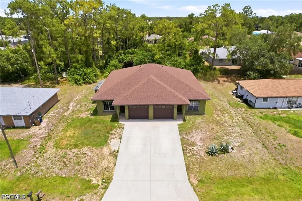 2433 George Avenue S Lehigh Acres FL 33973
