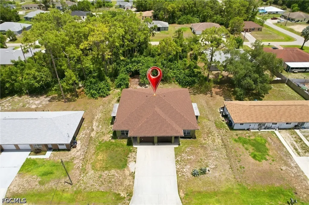 2433 George Avenue S Lehigh Acres FL 33973