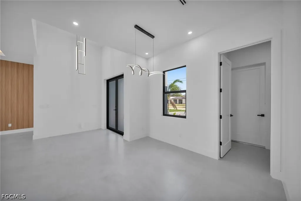 1049 Embers Parkway W Cape Coral FL 33993