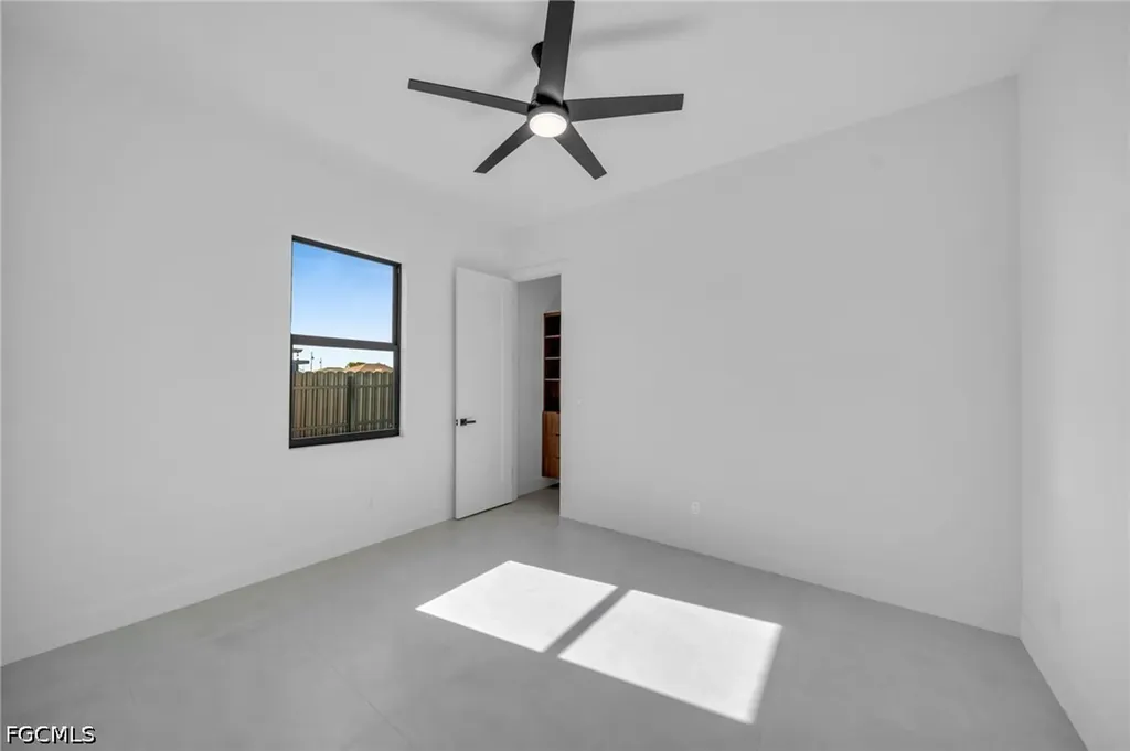 1049 Embers Parkway W Cape Coral FL 33993