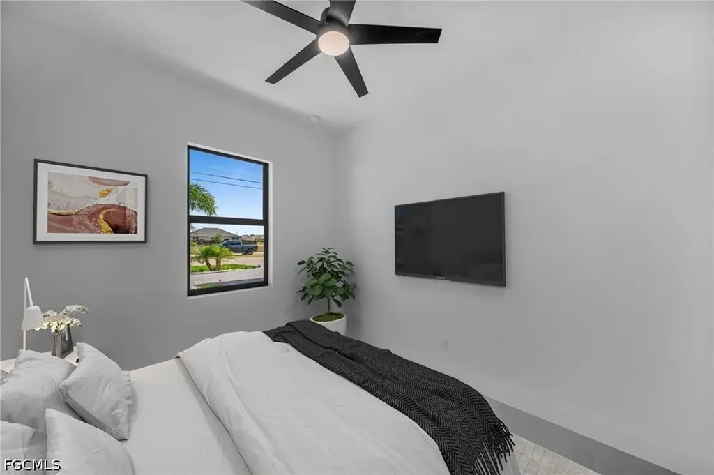 1049 Embers Parkway W Cape Coral FL 33993