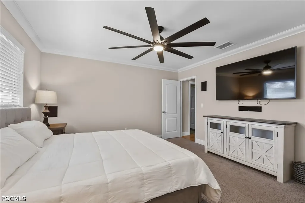 4115 SE 10th Place Cape Coral FL 33904