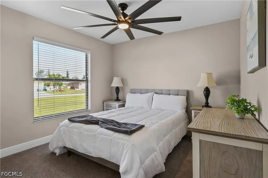 4115 SE 10th Place Cape Coral FL 33904